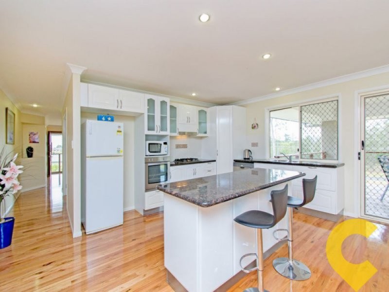 3 Janet Close, Fernvale QLD 4306