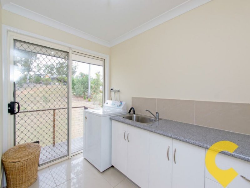 3 Janet Close, Fernvale QLD 4306