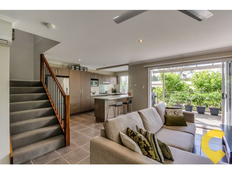 4/26-28 Laughlin Street, Kingston QLD 4114