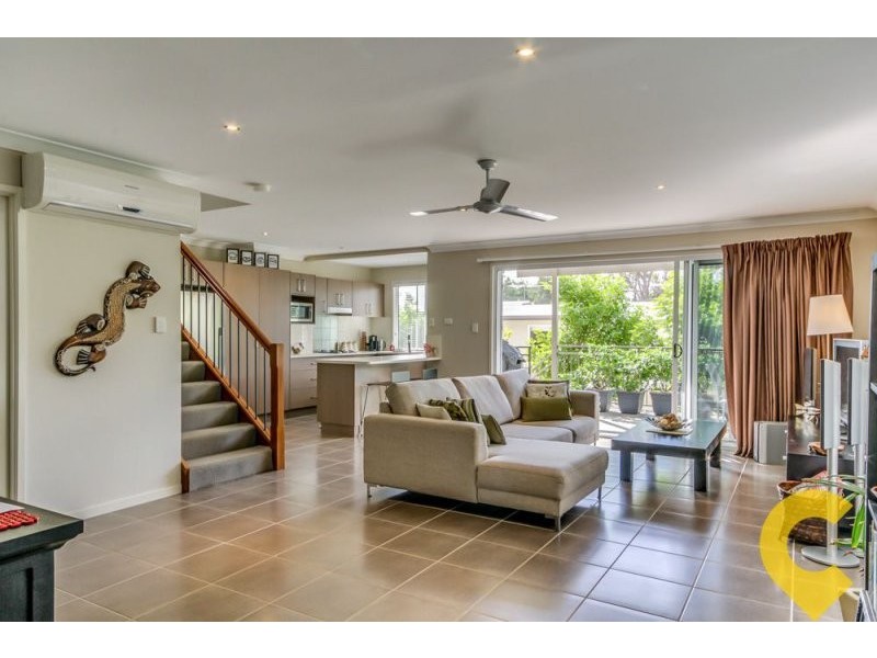 4/26-28 Laughlin Street, Kingston QLD 4114