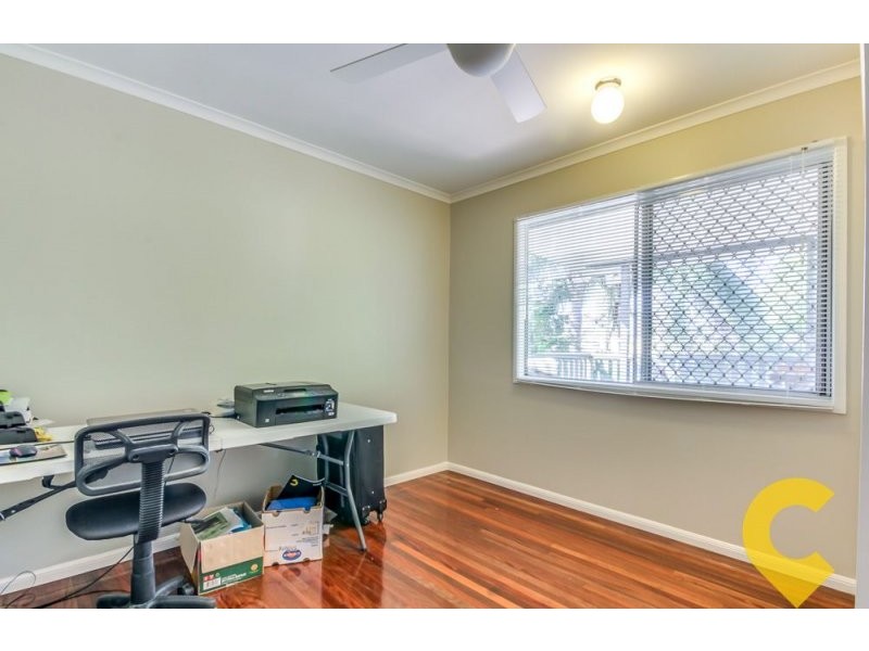 33 Rowanda St, Slacks Creek QLD 4127