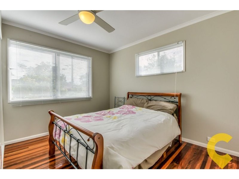 33 Rowanda St, Slacks Creek QLD 4127