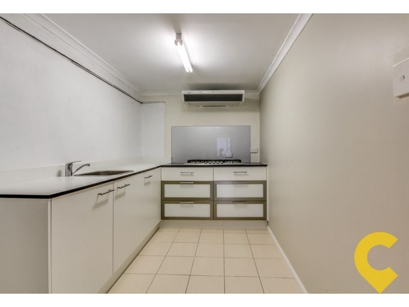 33 Rowanda St, Slacks Creek QLD 4127