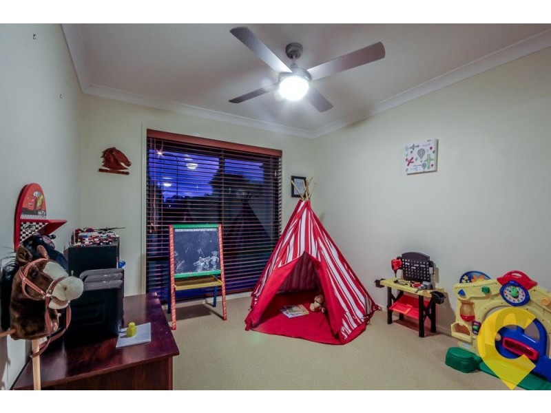 11 Kakadu Crescent, Underwood QLD 4119