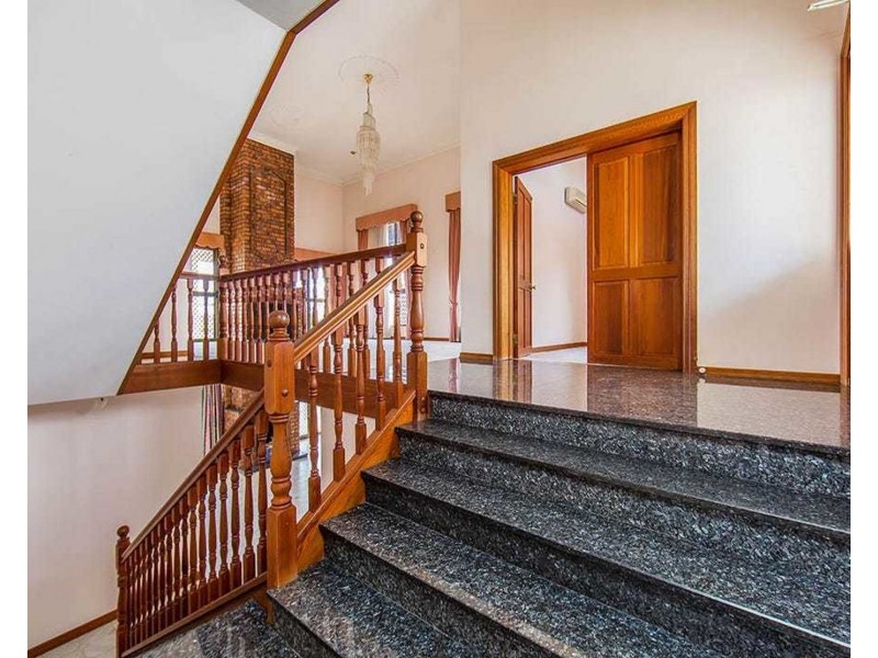 64 Karloff Drive, Stafford Heights QLD 4053