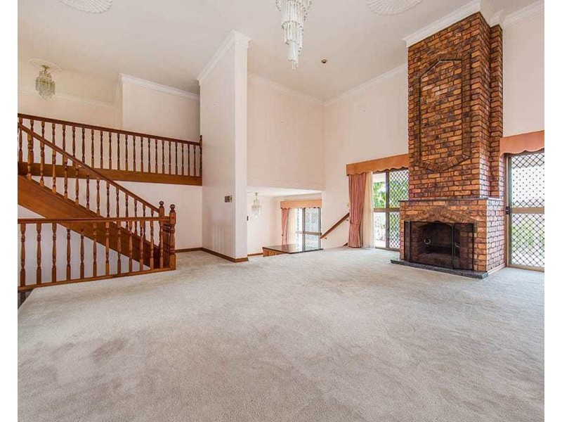 64 Karloff Drive, Stafford Heights QLD 4053