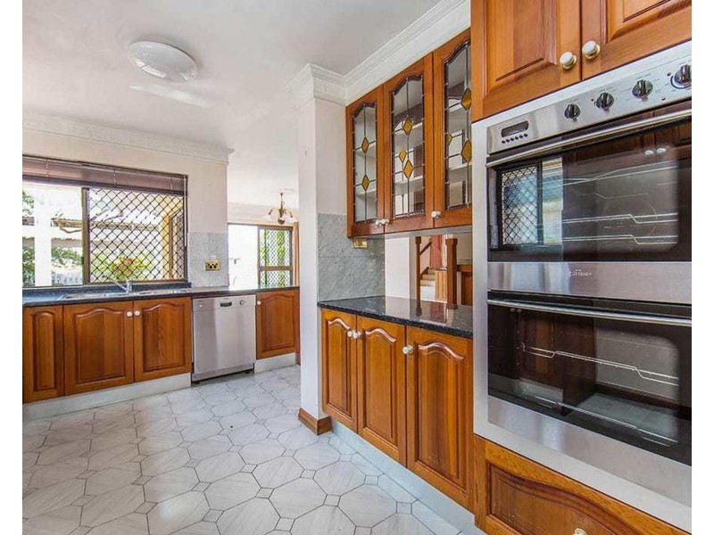 64 Karloff Drive, Stafford Heights QLD 4053