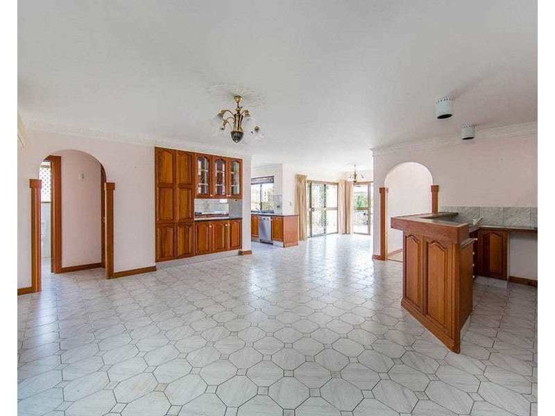 64 Karloff Drive, Stafford Heights QLD 4053