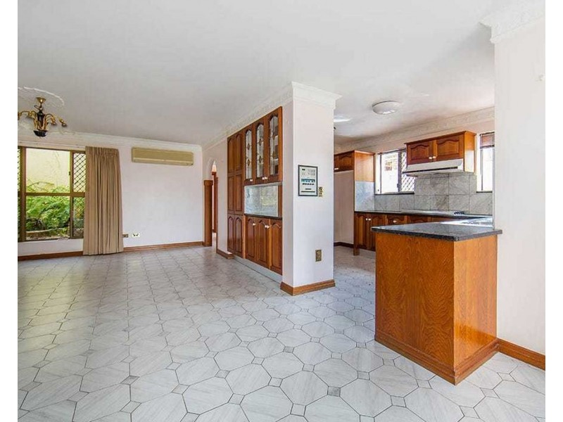 64 Karloff Drive, Stafford Heights QLD 4053