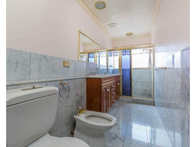 64 Karloff Drive, Stafford Heights QLD 4053