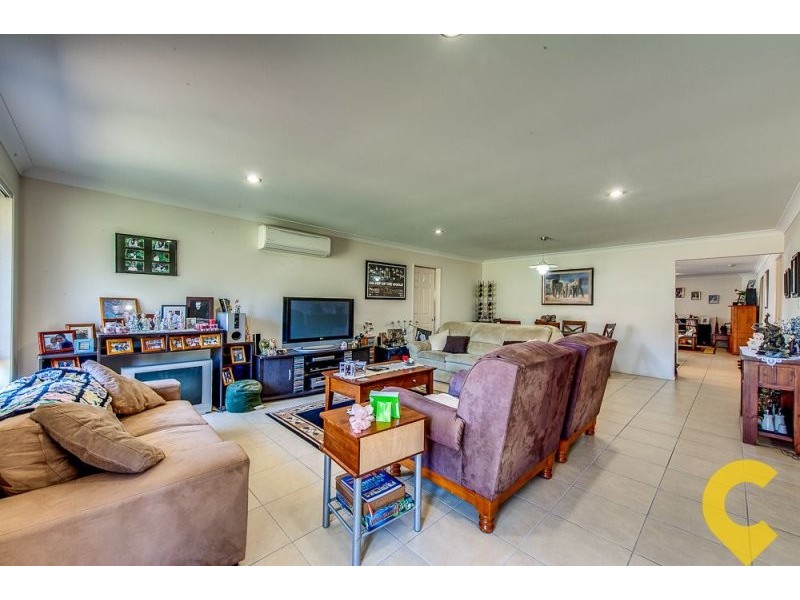 44 Sutherland Crescent, Goodna QLD 4300