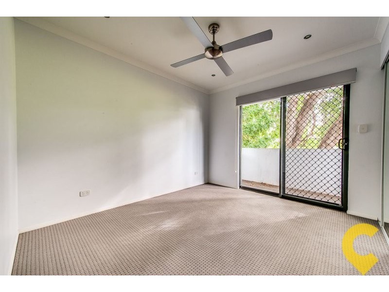 1/27 Manson Parade, Yeronga QLD 4104