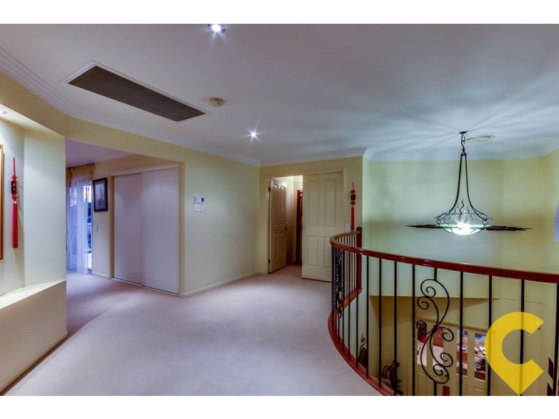 25b Parnassus Street, Robertson QLD 4109