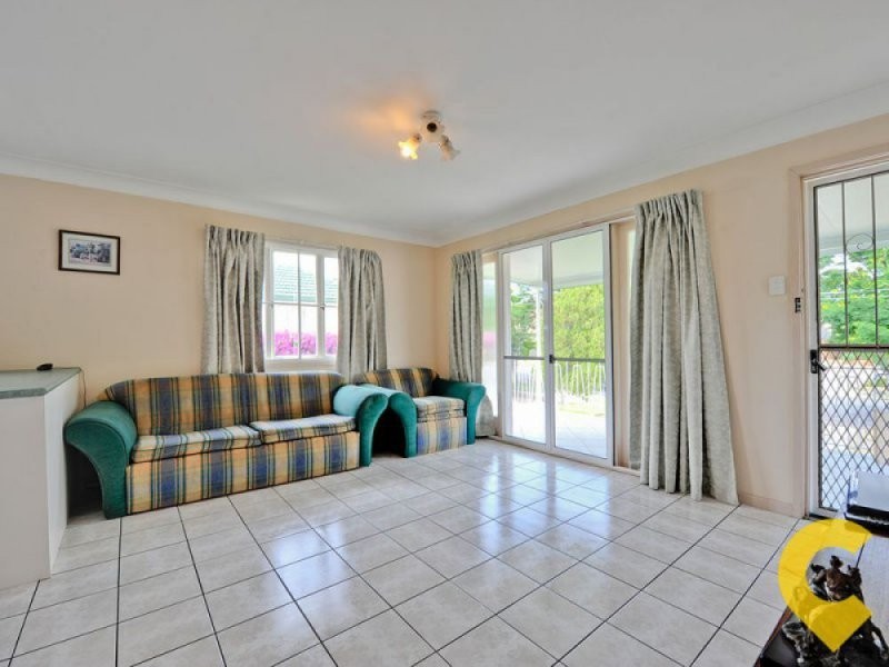 98 Adelaide Street, Carina QLD 4152