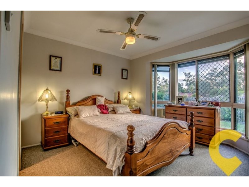 5 Robinson Court, Berrinba QLD 4117