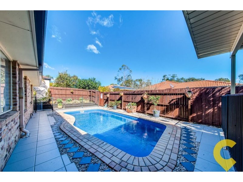 5 Belmore Crescent, Forest Lake QLD 4078