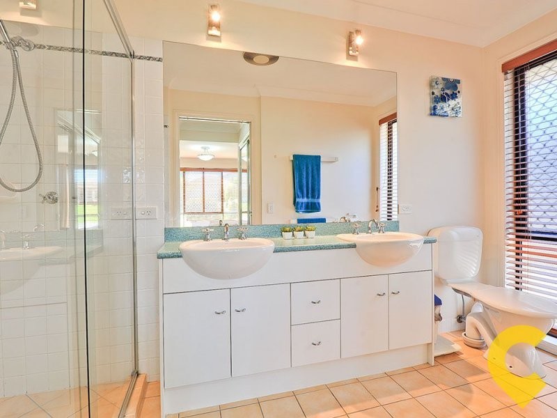 52 Oakwood Road, Warner QLD 4500