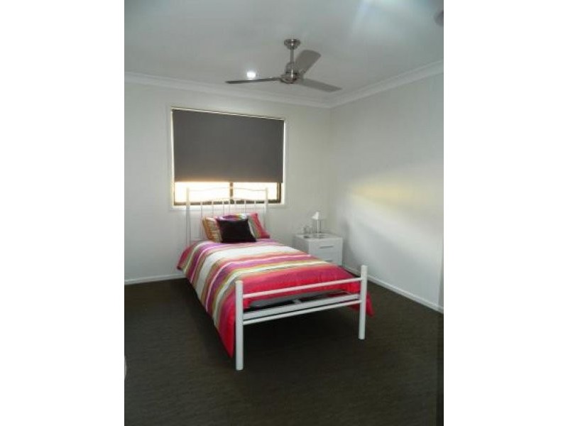 16 Tulipwood Circuit, Boyne Island QLD 4680