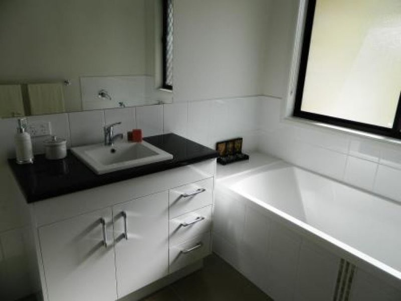 16 Tulipwood Circuit, Boyne Island QLD 4680