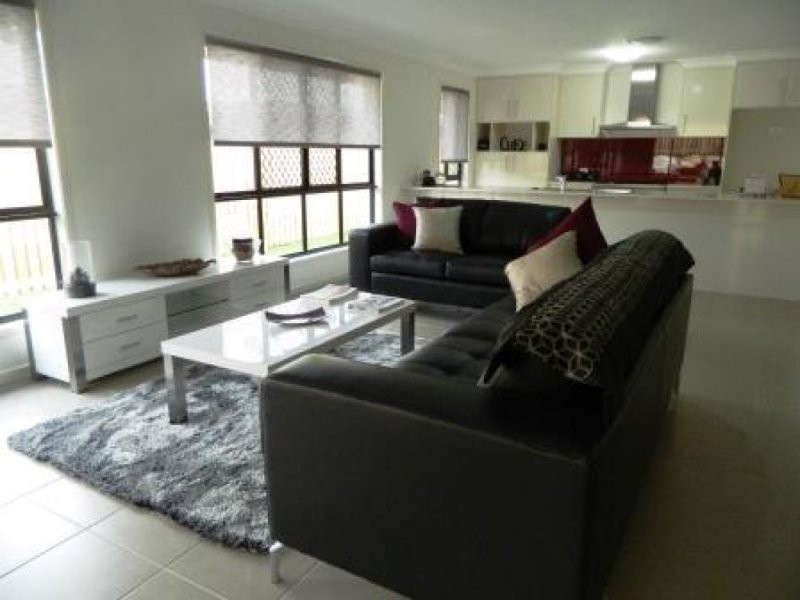 16 Tulipwood Circuit, Boyne Island QLD 4680