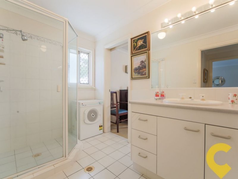 24 Taperoo Court, Yatala QLD 4207