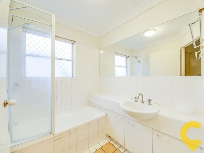 22/82 Russell Tce, Indooroopilly QLD 4068