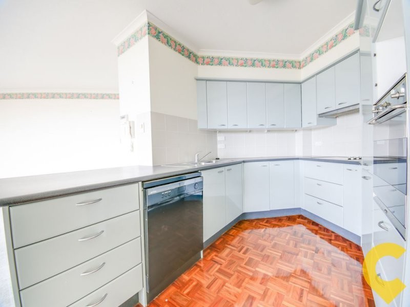 4/52 Bishop Street, St Lucia QLD 4067