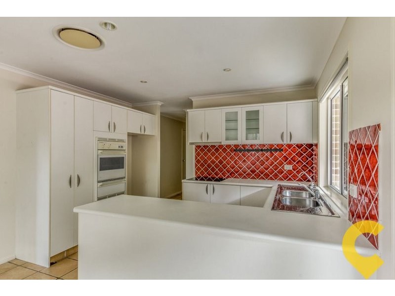 39 Yathong Court, Arana Hills QLD 4054