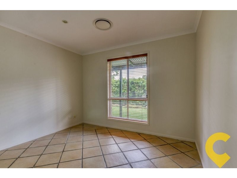 39 Yathong Court, Arana Hills QLD 4054