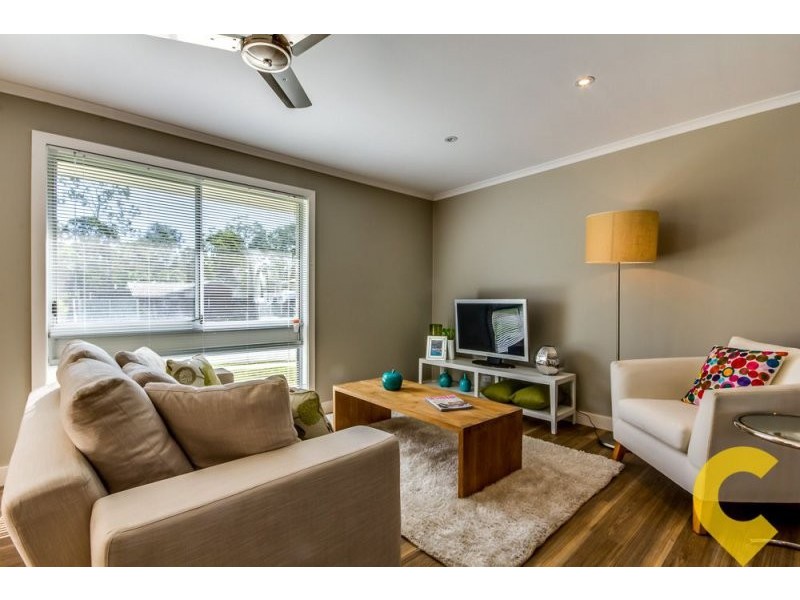 3 Village Drive, Daisy Hill QLD 4127