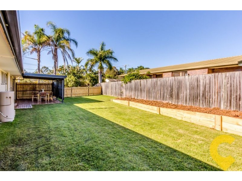 3 Village Drive, Daisy Hill QLD 4127