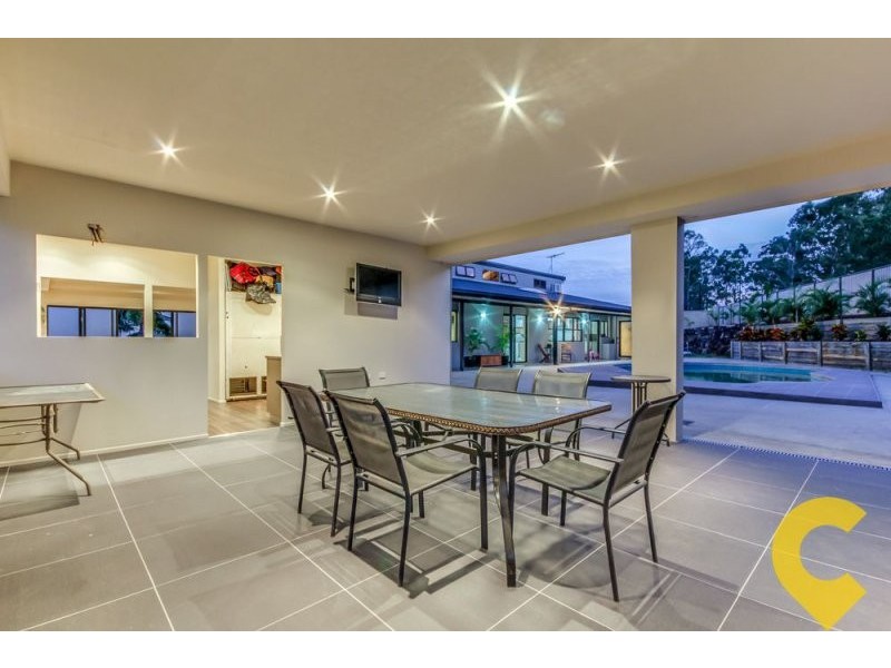 2 Bella Vista Blvd, Underwood QLD 4119