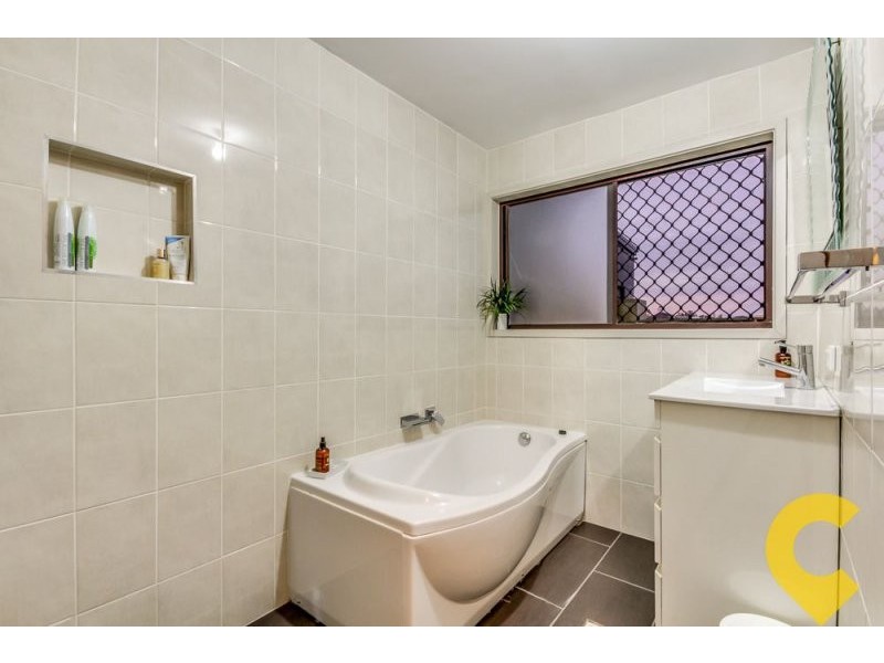 2 Bella Vista Blvd, Underwood QLD 4119