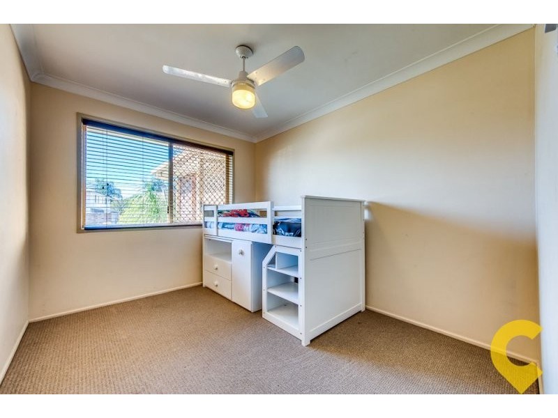 63 Peverell Street, Hillcrest QLD 4118
