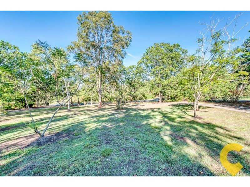 26 Harris Street, Bellbird Park QLD 4300