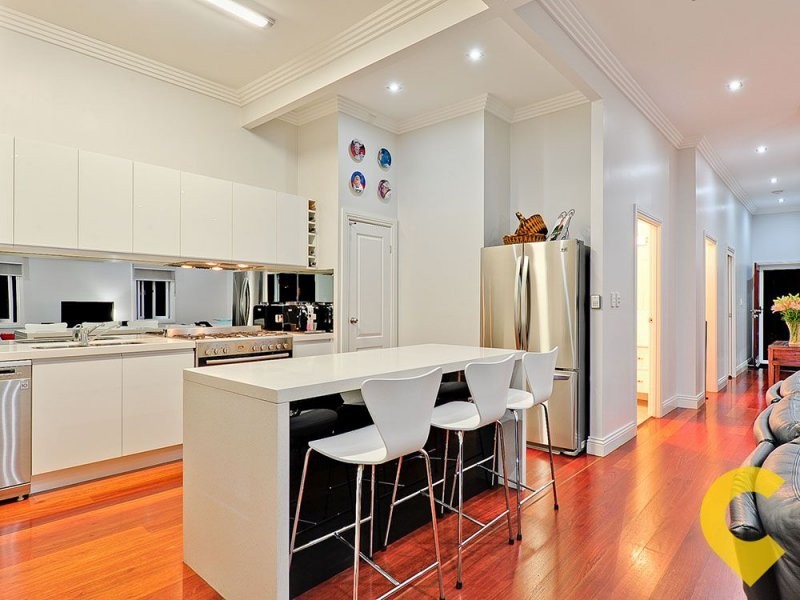 53 Cricket Street, Petrie Terrace QLD 4000