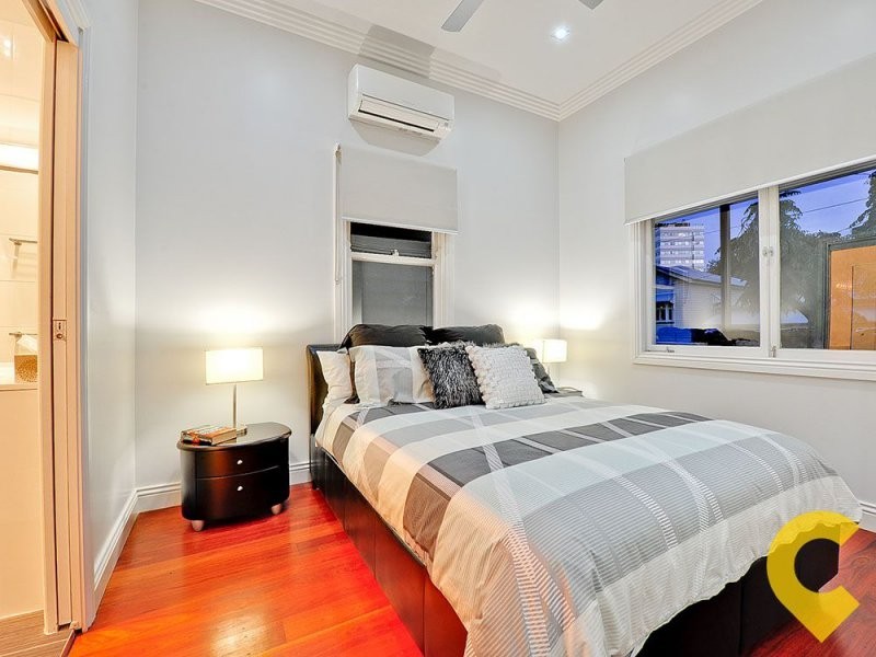 53 Cricket Street, Petrie Terrace QLD 4000