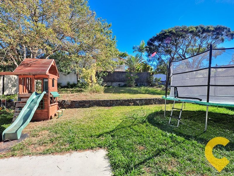 24 Niven Street, Stafford Heights QLD 4053