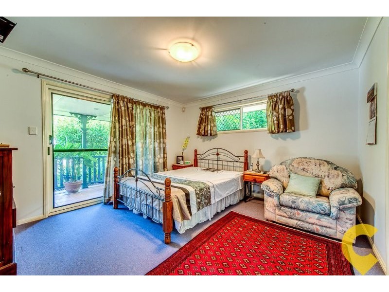 16 Summerhill Place, Forest Lake QLD 4078