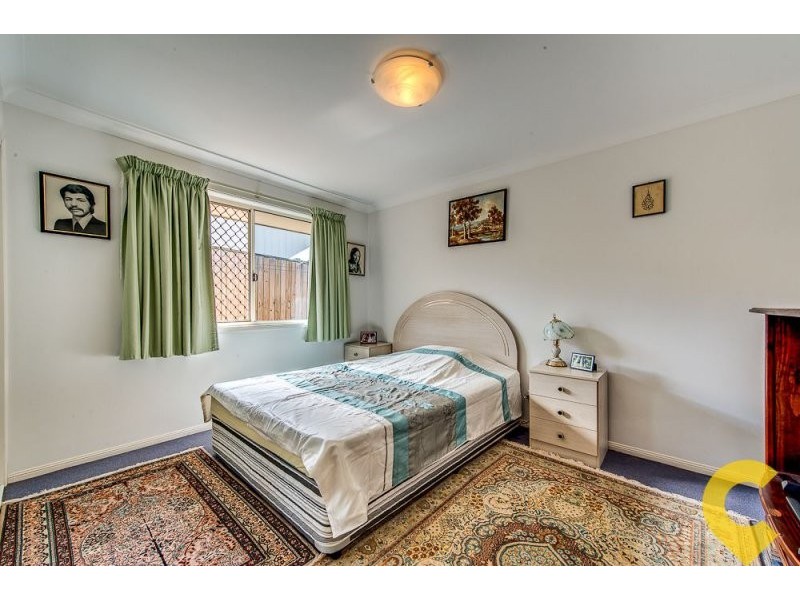 16 Summerhill Place, Forest Lake QLD 4078