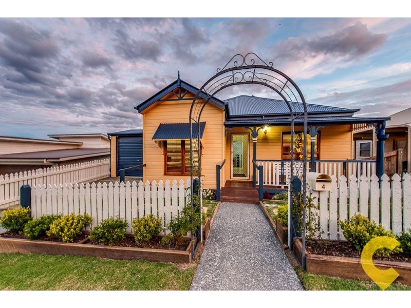 4 Oreilly Crescent, Springfield Lakes QLD 4300
