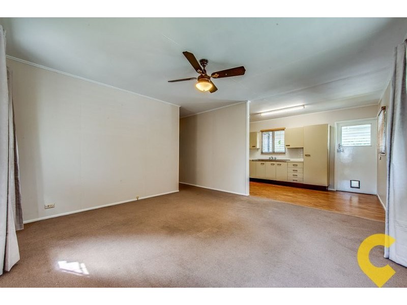 4 Monaro Crescent, Ferny Hills QLD 4055