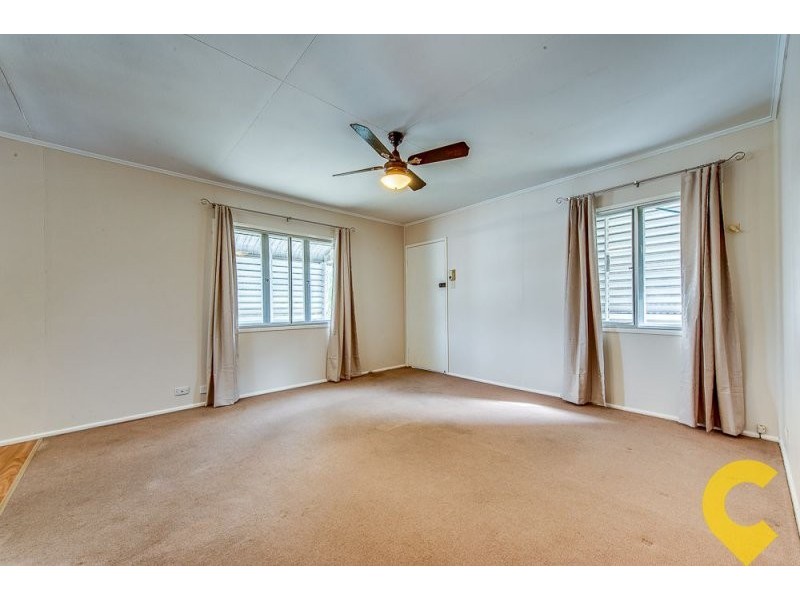 4 Monaro Crescent, Ferny Hills QLD 4055