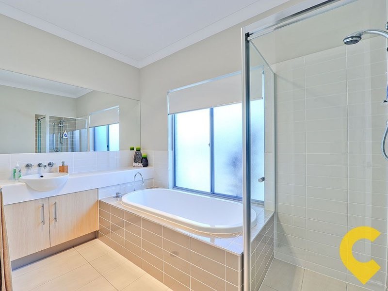 Warner QLD 4500