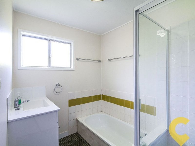 8 Victor Street, Stafford QLD 4053