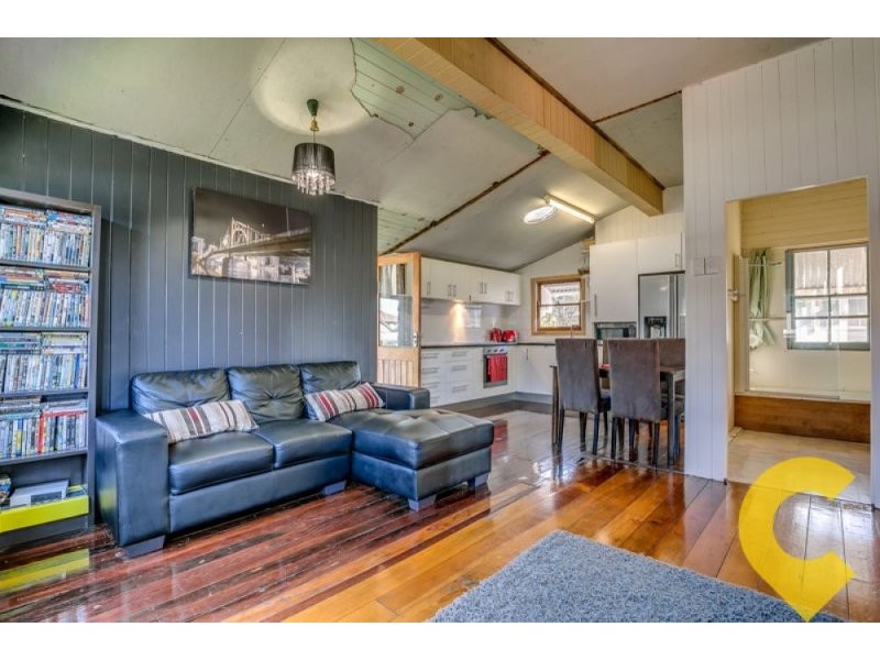 5 Shine Street, One Mile QLD 4305