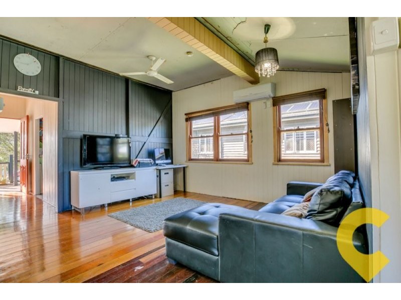 5 Shine Street, One Mile QLD 4305