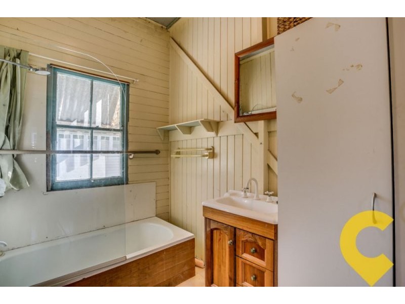 5 Shine Street, One Mile QLD 4305