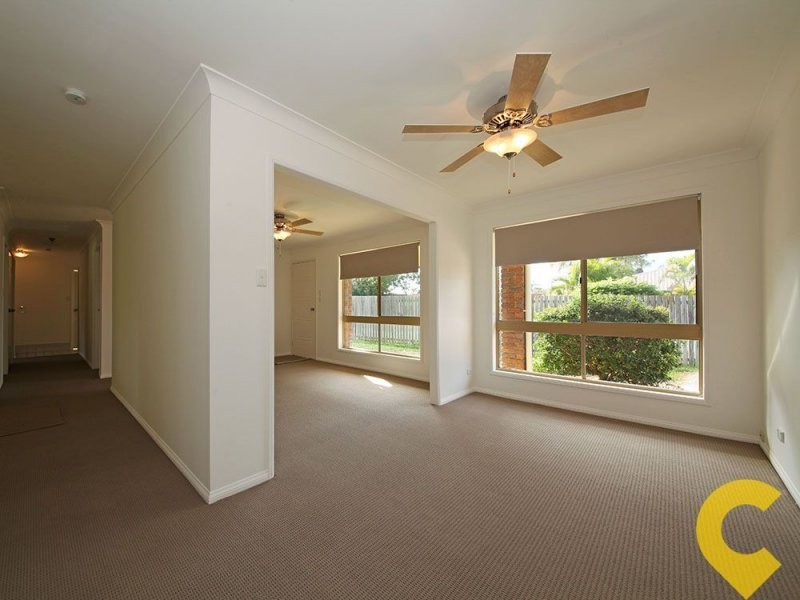 2/23 Kevin Grove, Caboolture South QLD 4510