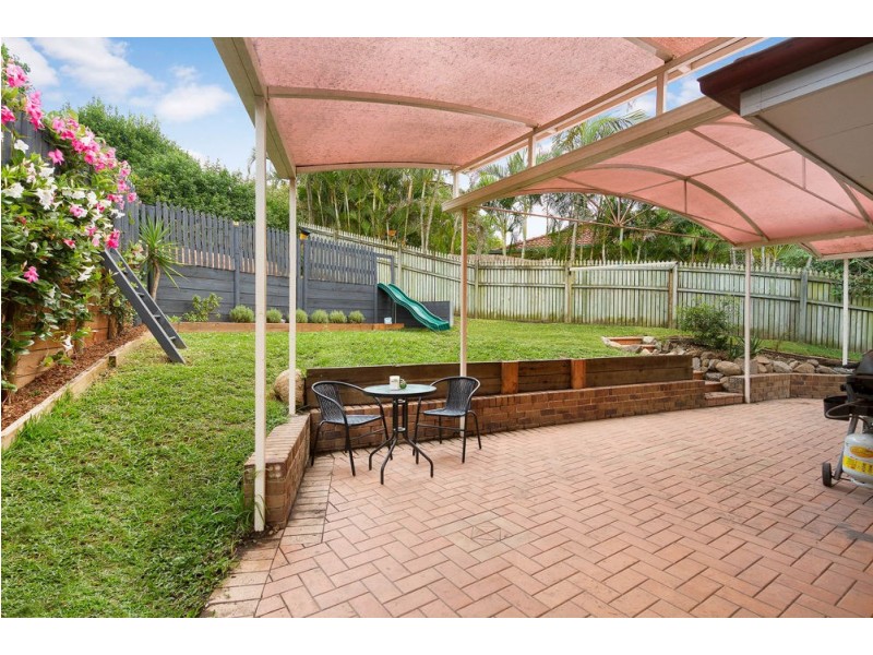 52 Oxford Crescent, Bridgeman Downs QLD 4035